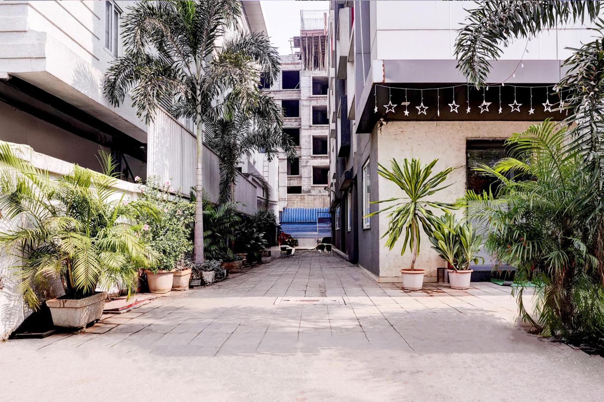 Townhouse Oak Kopar Khairane Navi Mumbai Formerly Ivy Hotel エクステリア 写真
