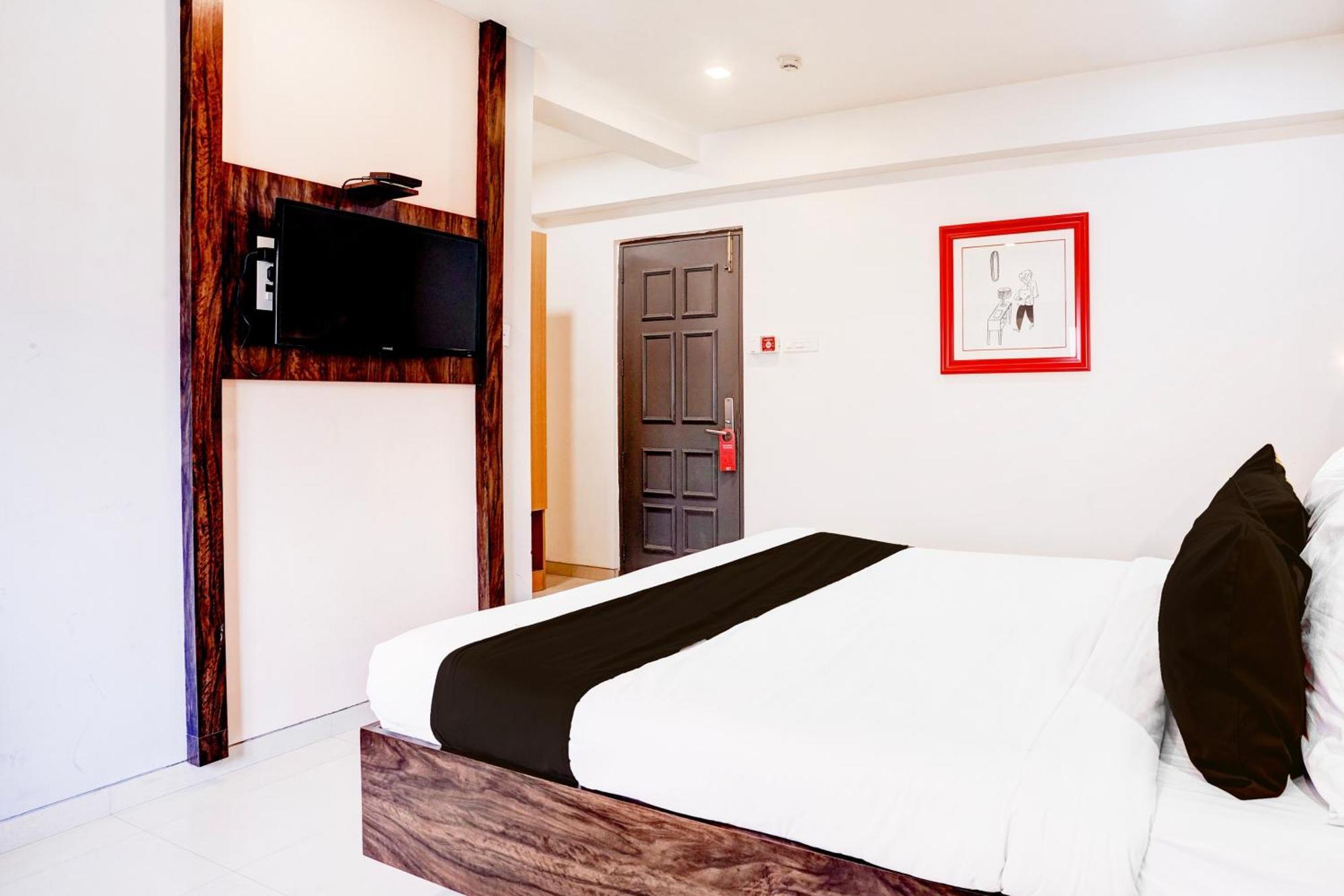 Townhouse Oak Kopar Khairane Navi Mumbai Formerly Ivy Hotel エクステリア 写真