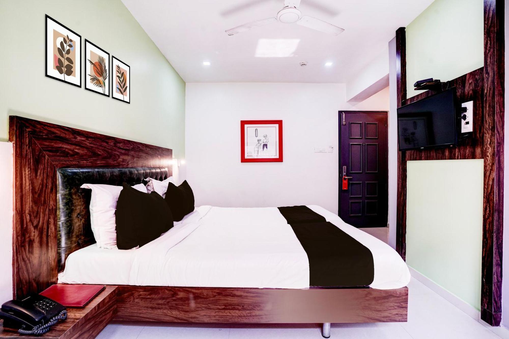 Townhouse Oak Kopar Khairane Navi Mumbai Formerly Ivy Hotel エクステリア 写真
