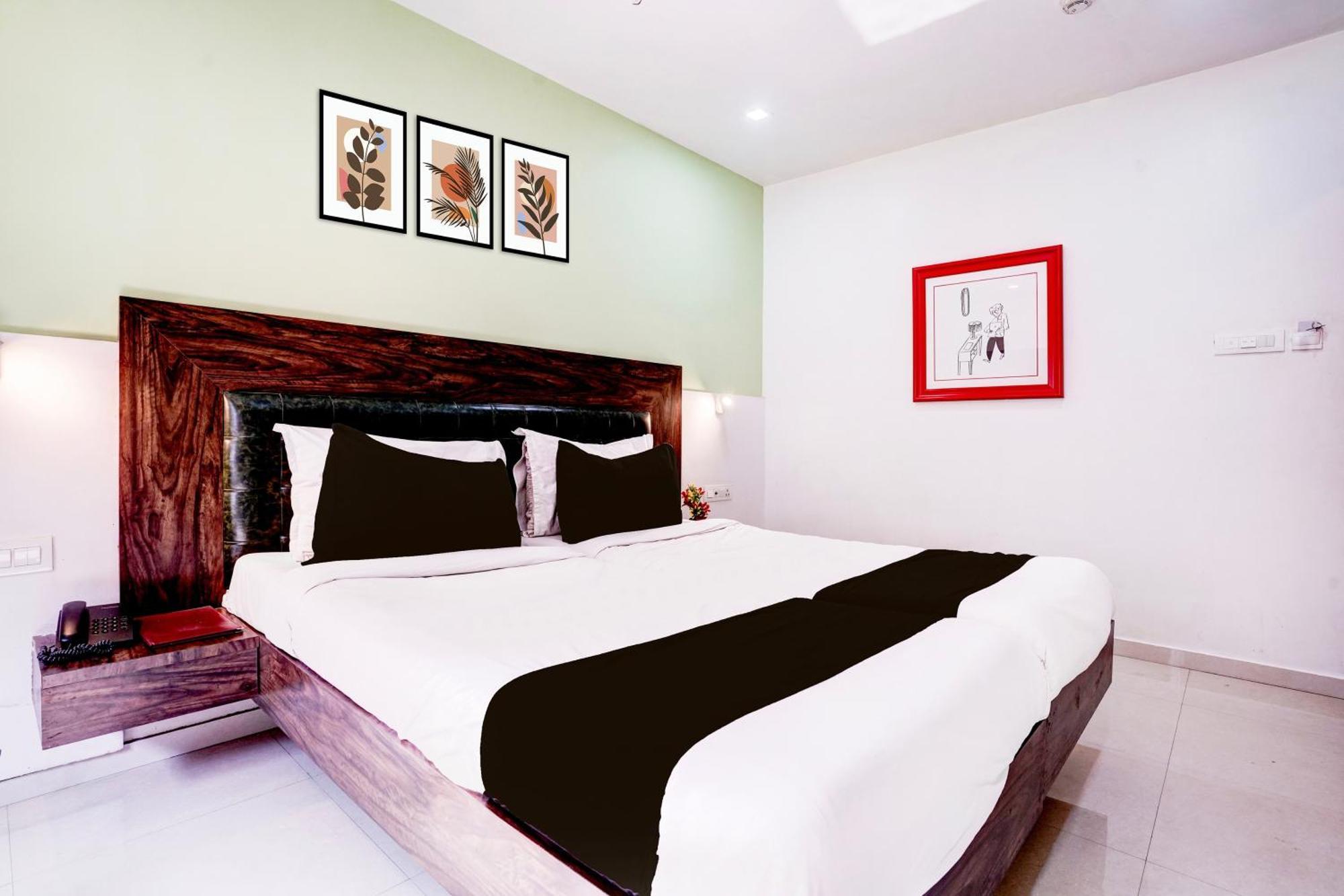 Townhouse Oak Kopar Khairane Navi Mumbai Formerly Ivy Hotel エクステリア 写真