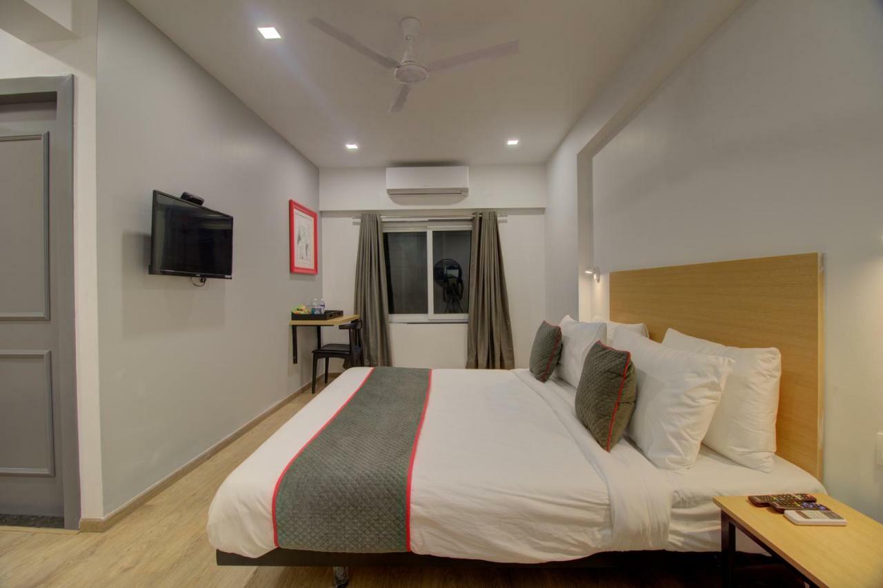 Townhouse Oak Kopar Khairane Navi Mumbai Formerly Ivy Hotel エクステリア 写真